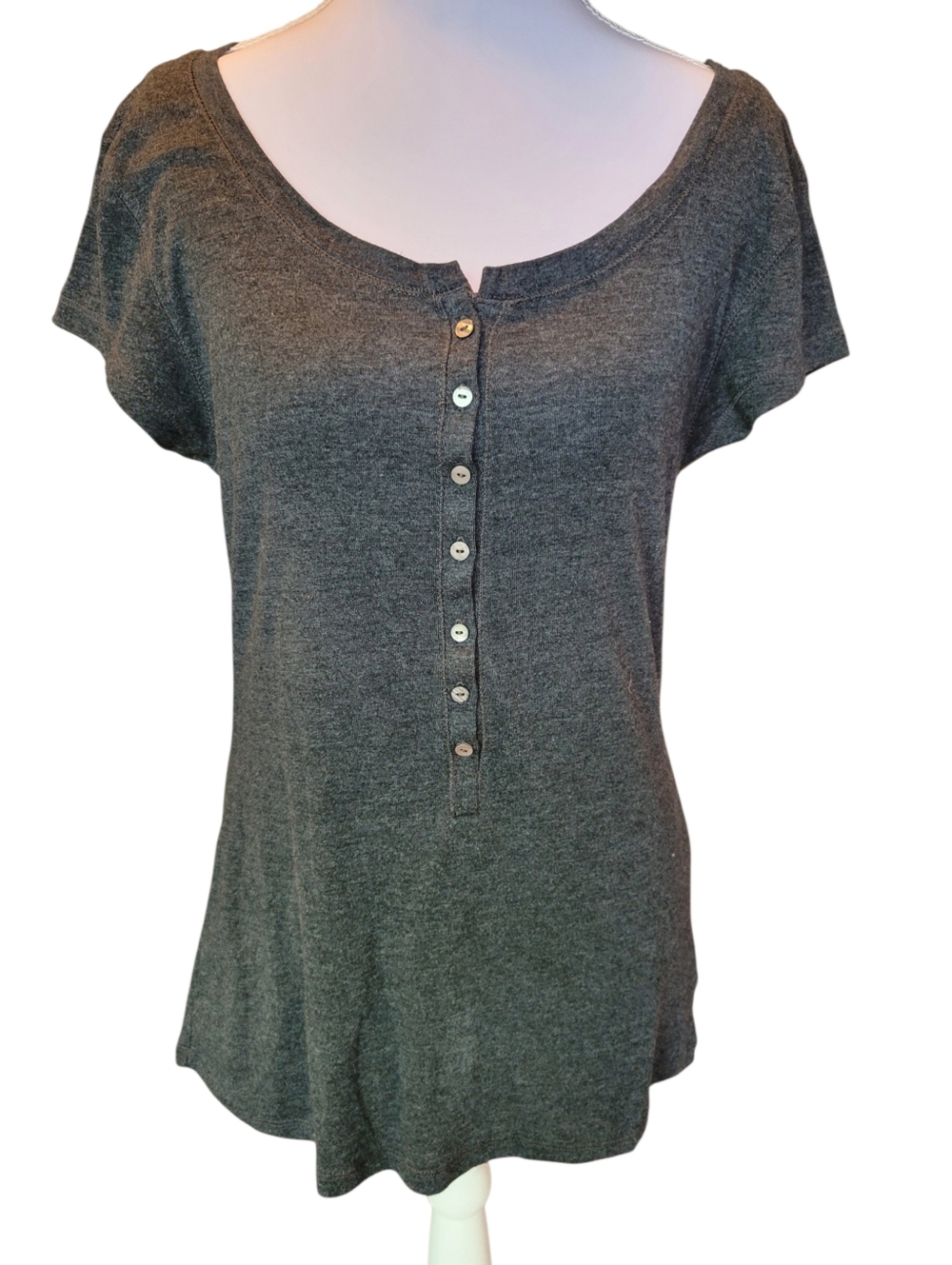 Old Navy Perfect Henley Gray Short Sleeve Scoop Neck Top